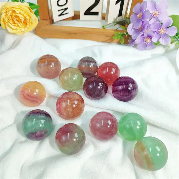 Crystal Crafts Meditation Gemstone Fengshui Natural Healing Stone Candy Fluorite sphere For Decoration Gifts