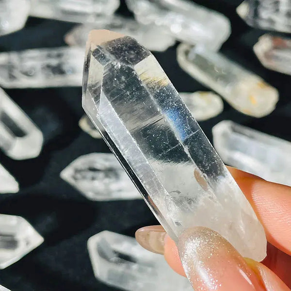 High Quality Natural Rough Single Crystal Wand Wholesale Energy Clear Quartz Rough Points