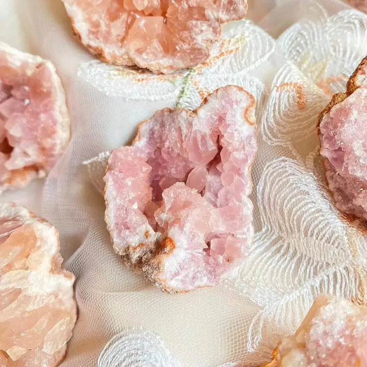 New Arrival Wholesale Crystals Natural Quartz Geode Pink Amethyst Clusters Crystals Healing Stones Handmade Products For Home Decoration - Fairy healing crystal