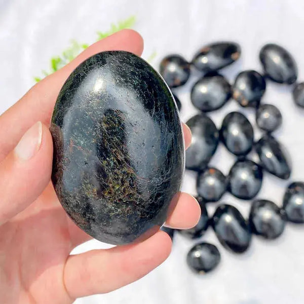 High Quality Natural Polished Gemstone Black Tourmaline Palm Stone Wholesale